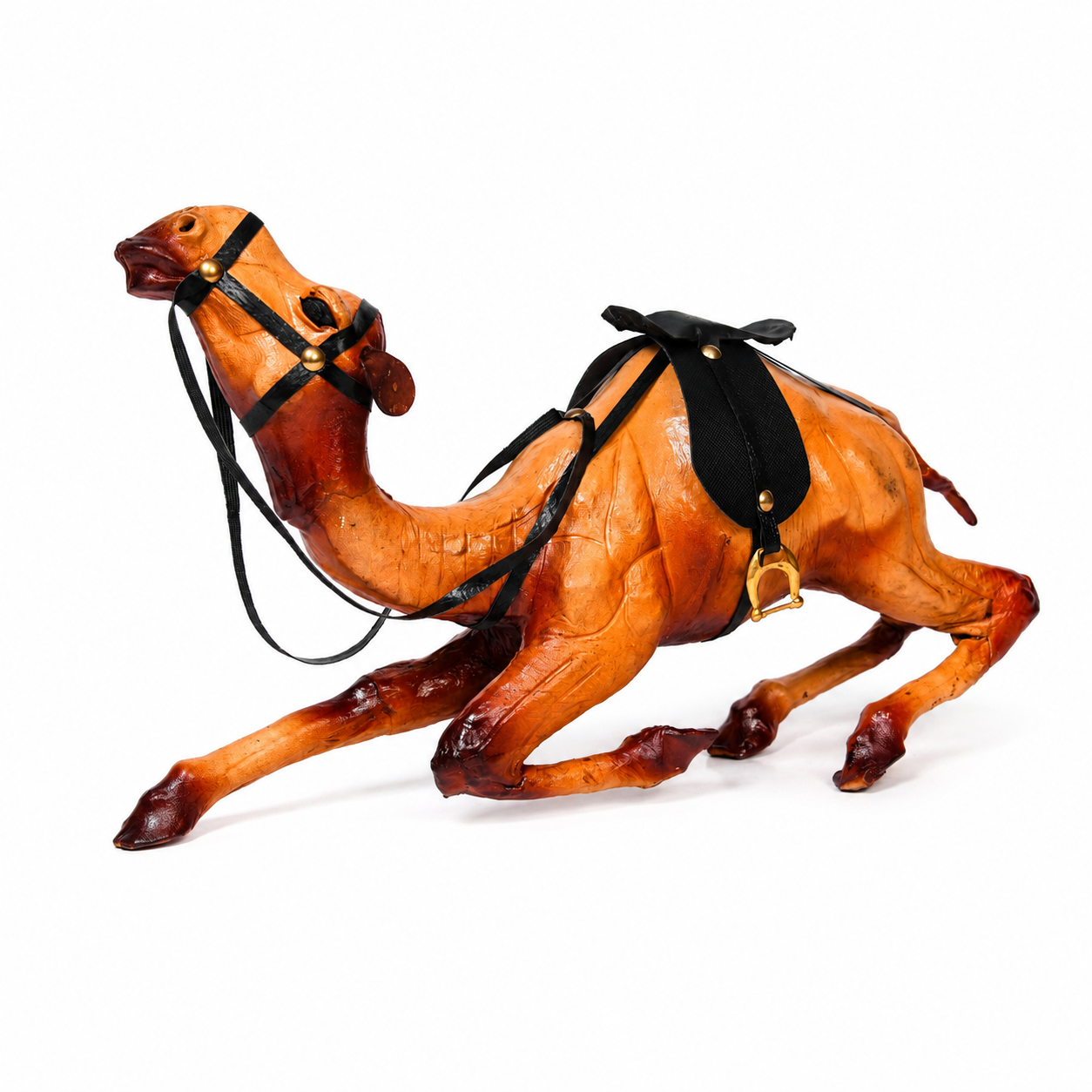 Handcrafted Leather Camel Figurine – Premium Saddle Decor Showpiece